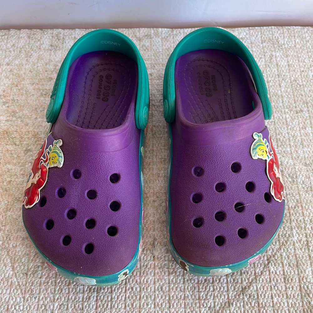 Cute Kids Girl Little Mermaid Purple Crocs. Size 7